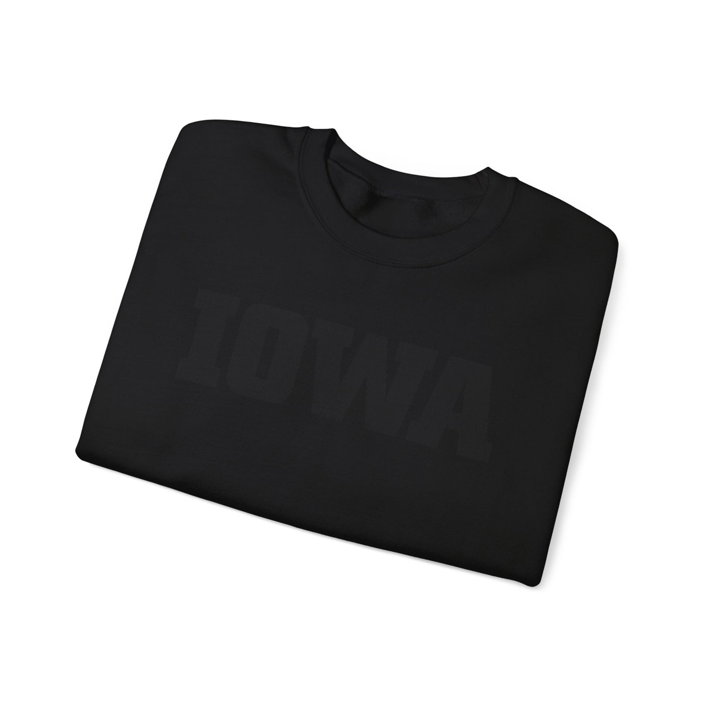 IOWA - Embroidered - Unisex Heavy Blend™ Crewneck Sweatshirt