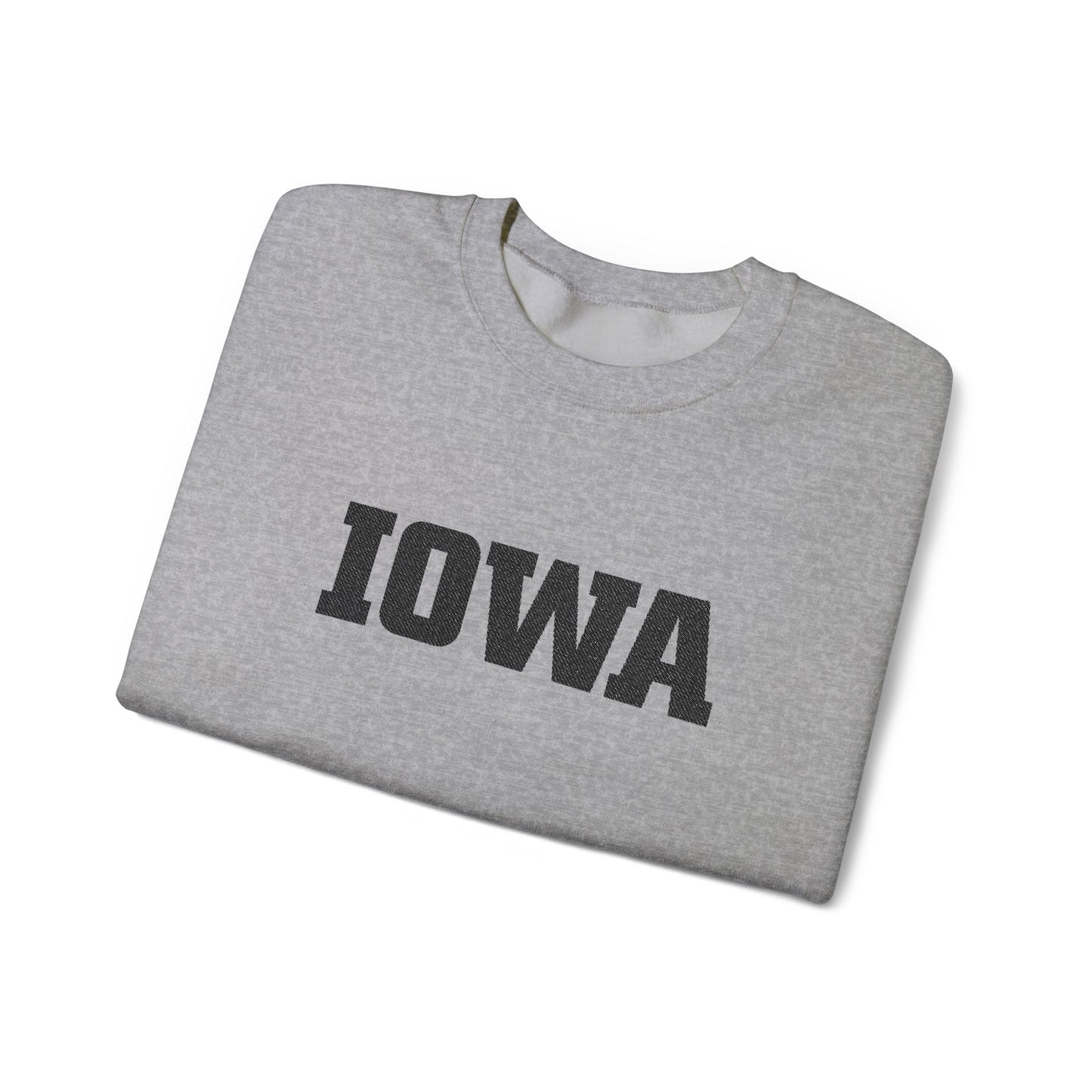 IOWA - Embroidered - Unisex Heavy Blend™ Crewneck Sweatshirt
