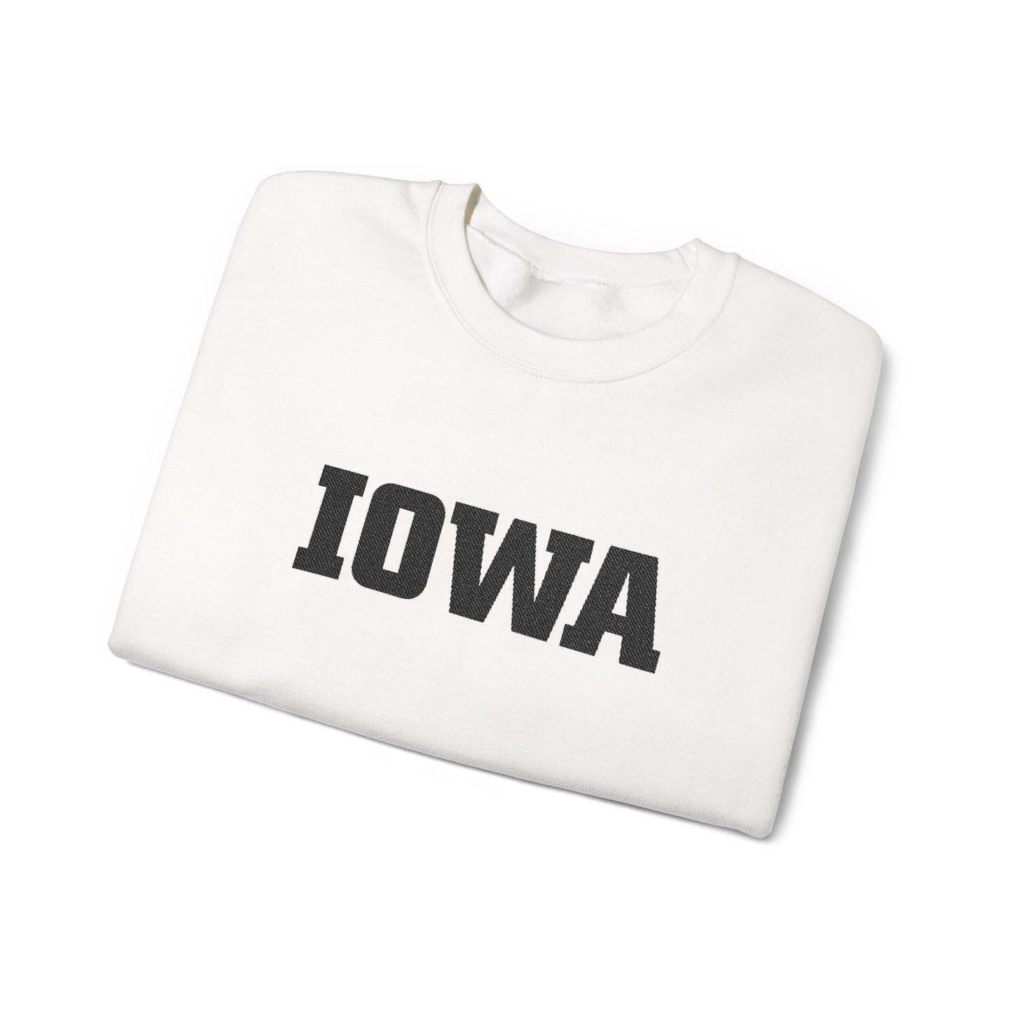 IOWA - Embroidered - Unisex Heavy Blend™ Crewneck Sweatshirt
